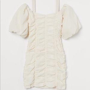 H&M open shoulder cream puff sleeve mini dress xxs